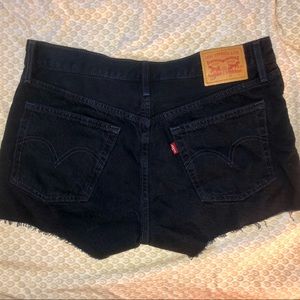 Levi’s 501 indigo cut off shorts